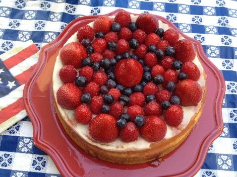 Fourth of July Berry Cheesecake | FoodieGoesHealthy.com