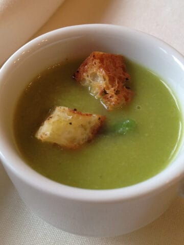 Asparagus soup with croutons.