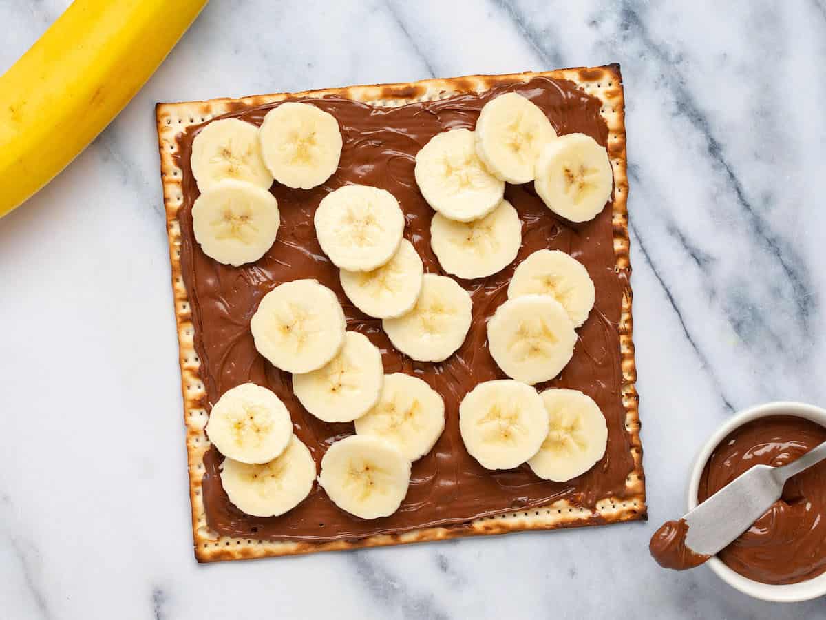 Nutella matzo with banana slices.