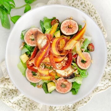 Summer salad with goat cheese crouton and figs.
